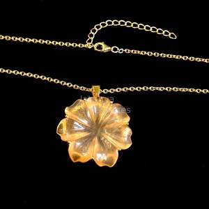 Colgante de flor de piedra lunar de melocotón natural, collar de piedra preciosa tallada de piedra lunar, colgante floral para mujer, joyería al por mayor a granel - Product Image 5