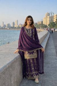 Conjunto de Salwar Kameez Morado Bordado, Vestido Tradicional Indio Pakistaní para Mujer con Dupatta, para Bodas y Fiestas - Product Image 3