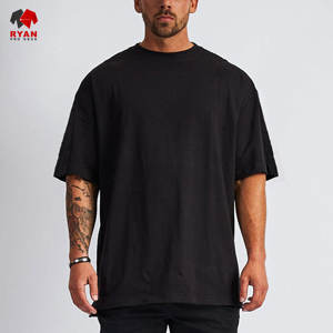 Ryan Pro Gear T-shirts personnalisés pour hommes Tissu respirant et confortable avec broderie de logo personnalisée - Product Image 5