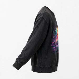 Sweat-shirt vintage délavé avec motif Cyber Glitch, en coton épais, col rond, style rétro futuriste streetwear - Product Image 3