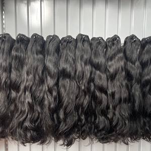2025 VENTA FLASH Extensiones de cabello humano natural vietnamita Con permanente Trama rizada Color negro Tamaño grande en stock - Product Image 3