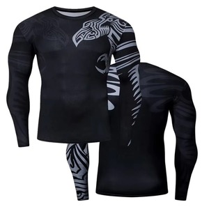 Chemise de compression en polyester à séchage rapide pour homme, noire, à manches longues, avec imprimé tribal d'aigle gris - Product Image 4