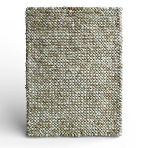 Alfombra de Lana Neutral Hecha a Mano con Diseño de Guijarros |   Tejido Texturizado en Tonos Tierra |   Decoración de Piso Artesanal Sostenible para el Hogar Moderno - Product Image 1