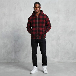 Sudadera con capucha de algodón 100% con cremallera, logo personalizado, tejido waffle sólido, corte regular, lavado ácido, estilo streetwear, hombros caídos y efecto desgastado - Product Image 3