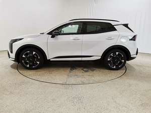 KIA Sportage d'occasion 2025, 1.6L (179 ch), 4 cylindres, 4 roues motrices, essence, Euro 6e, 2 essieux, conduite à gauche, transmission automatique - Product Image 2