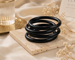 Ensemble de bracelets en résine noire mate, bracelets épais et ronds pour femmes, bijoux classiques - Product Image 2