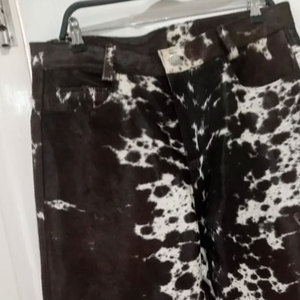 Classic Genuine Cowhide <b>Leather</b> <b>shorts</b> For Men Knee Length Straight Fit Button Closure Daily Wear Fashion <b>Shorts</b> - Product Image 5