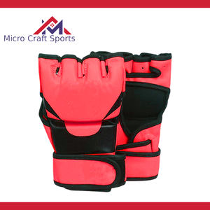 Gants de boxe MMA professionnels en cuir PU, logo personnalisé, fermeture étanche, sangle de poignet réglable, équipement de boxe de haute qualité - Product Image 4