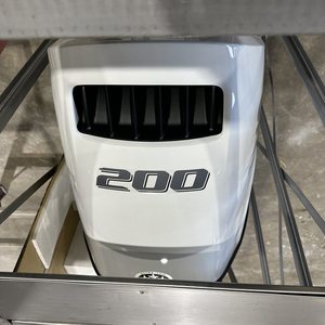 New Suzuk_i DF200ATXW5 4-Stroke 25in Shaft - Product Image 1