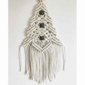 Artículos de Navidad hechos en la India, Color blanco, hermosos adornos colgantes de árbol de macramé, decoración para decoración de celebración de fiesta - Product Image 2