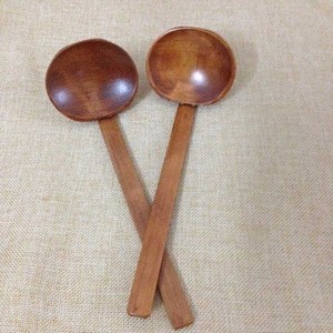 ช้อนเปลือกมะพร้าวพรีเมียม – ธรรมชาติ ใช้ซ้ำได้ เป็นมิตรกับสิ่งแวดล้อม และเป็นอุปกรณ์ครัวที่ยั่งยืน // Mr.Tom - Product Image 1