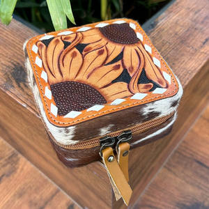 Caja de almacenamiento de joyería de cuero de vaca al por mayor joyería personalizada collar pendiente embalaje anillo de boda caja embalaje de joyería - Product Image 3