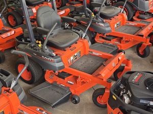 Cortadora de césped Kubota ZD1511 de giro cero con motor diésel, máquina cortadora de césped, tractor comercial para jardinería. - Product Image 2
