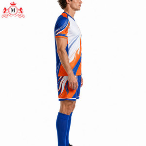 Ensemble de maillots de football personnalisés par sublimation pour hommes, bleu, orange, blanc, design flamme, polyester respirant, uniforme de football pour adultes - Product Image 3