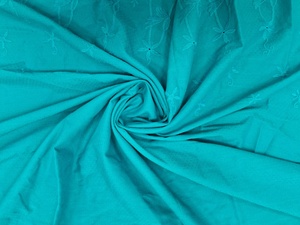 Tissu en coton bleu paon de qualité supérieure avec broderie ajourée Schiffli - Motif floral ton sur ton avec bordure festonnée - Vente flash - Product Image 5