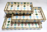 Plateau en bois indien fait main de qualité supérieure, plateau de service moderne de luxe imprimé à l'émail pour les décorations du Ramadan, des mariages et de Diwali