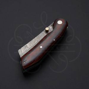 Couteau de poche artisanal en acier Damas, manche en bois dur avec étui en cuir, lame pliante prête pour l'aventure - Product Image 4