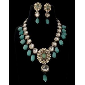 Parure de bijoux glamour en laiton plaqué or avec moissanite classique, collier et boucles d'oreilles pour femme, idéale pour fiançailles, anniversaire, mariage et soirées - Product Image 1