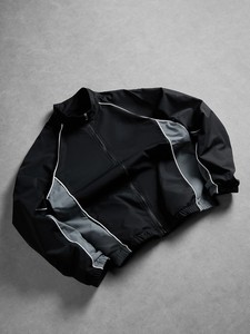 Chaqueta cortavientos para hombre al por mayor, plegable, con capucha, para campismo y actividades al aire libre, venta directa de fábrica al por mayor. - Product Image 6