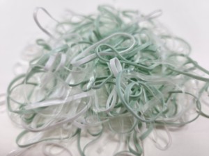 Élastiques à cheveux ronds Uniband en TPU, couleur menthe, haute qualité, écologiques, unisexes, fabriqués en Corée, pour usage quotidien, emballage en sachet OPP. - Product Image 3