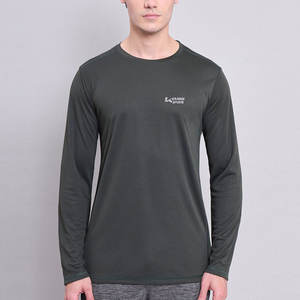 Camiseta de yoga para hombre, de tela lisa de secado rápido, con logo impreso personalizado, talla adulta. - Product Image 1