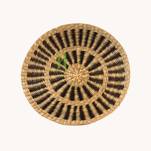 Meilleures ventes : Assiettes de présentation en jonc de mer naturel, style bohème, diamètre 35 cm, tressées à la main, pour décoration de table de mariage, en osier festonné - Product Image 1