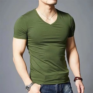 เสื้อยืดคอกวีแขนสั้นผู้ชาย สีดำล้วน ทรงเข้ารูป สวมใส่สบาย ผ้าฝ้ายเจอร์ซีย์ถัก 100% ระบายอากาศได้ดี - Product Image 6