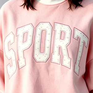 เสื้อสเวตเชิ้ตพิมพ์ลายตัวอักษรสีชมพูทรงโอเวอร์ไซส์ ยูนิเซ็กส์ ทรงปกติ คอเต่า ผ้าฝ้ายเฟรนช์เทอร์รี่ เหมาะสำหรับใส่ในฤดูใบไม้ร่วง - Product Image 4