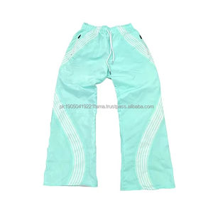 Pantalones Deportivos Acampanados de Lona Personalizados 2026, Ligeros, de Cintura Alta, Transpirables e Impermeables, Hechos en Pakistán - Product Image 2