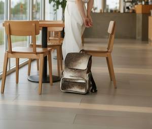 Mochila Rústica Vintage de Cuero de Vaca con Cierre de Cremallera, Capacidad de 20-35L para Viajes, Escuela, Uso Diario - Unisex HNBP-0071 - Product Image 2