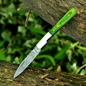 Couteaux pliants à lame finition satinée avec système de verrouillage arrière fiable pour les tâches de coupe en plein air et les aventures en nature. - Product Image 2