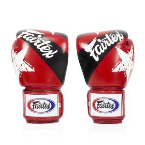 ถุงมือชกมวย Fairtex รุ่นใหม่ สีแดงดำ สำหรับมวยไทยและ MMA ฝึกซ้อมและแข่งขัน หนังแท้ พร้อมปักโลโก้ตามสั่ง - Product Image 2