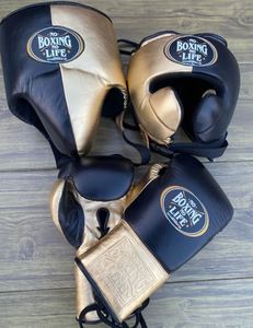 Gants de boxe personnalisables noirs et dorés à lacets avec protège-joues, protège-tête et protège-gland, respirants et légers pour adultes - Product Image 1