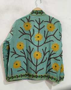 Chaqueta Boho con Bordado Floral de Margaritas, Cuello Alto, Manga Larga, Color Verde Azulado, Corte Holgado - Product Image 5