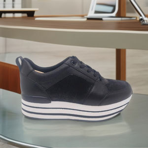 Chaussures de marche légères antidérapantes à la mode respirantes à bout fermé pour un usage quotidien actif Mode tendance - Product Image 1
