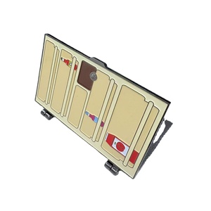 Artisanat métallique en émail doux personnalisé avec finition nickel noir, or, argent, cuivre et paillettes - Product Image 4