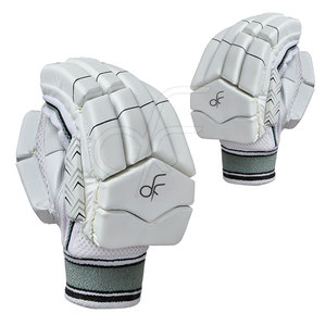 Guantes Profesionales de Bateo de Cricket al por Mayor, Hechos a Medida, Agarre Avanzado, Duraderos, Ligeros, OEM, Cuero de Alta Calidad y Comodidad - Product Image 5