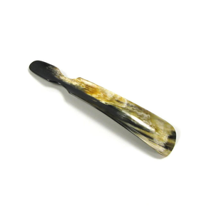 Chaussures artisanales modernes en corne de buffle, éco-responsables, façonnées naturellement, forme naturelle, objets d'art et de collection, vente en gros - Product Image 5