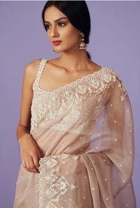 Sari Rosa de Organza Elegante con Bordado Floral KV Silk, con Blusa Sin Coser, Sin Arrugas, Reversible, para Bodas y Fiestas de Otoño - Product Image 3