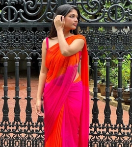 Sari de chifón ligero de secado rápido, elástico y reversible, estilo Bollywood, con estampado tie-dye a rayas Bandhani, para mujer, de KV, con blusa sin coser. - Product Image 6