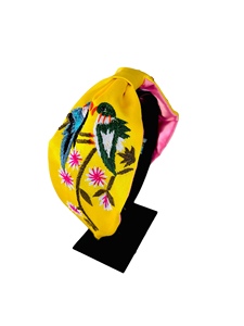 Serre-tête brodé d'oiseaux tropicaux pour femmes et filles, jaune vif, fait main, accessoire de mode pour cheveux, bandeaux vibrants de boutique - Product Image 1