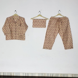 Ensemble de pyjama floral imprimé à la main de qualité supérieure 2026 - Vêtements de nuit en coton artisanal, pyjama et tenue d'intérieur d'été pour femme, cadeau - Product Image 1