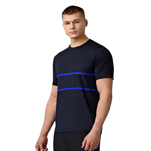 Camiseta de Manga Corta Azul Marino para Hombre con Patrón Rojo, Cuello Redondo, Tejido de Punto, Corte Regular, Estilo Casual - Product Image 3