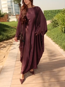Kaftan de Dubaï magnifique en gros pour femmes, vêtements et accessoires islamiques traditionnels pour demoiselles d'honneur, conçus avec soin - Product Image 4