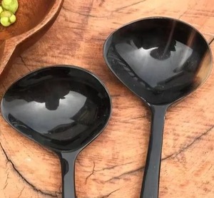 Cuillère en corne de buffle classique de haute qualité avec finition miroir pour les fêtes - Product Image 5