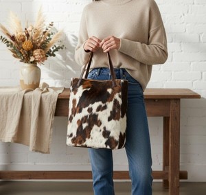 Sac fourre-tout en cuir à poils pour femme, prix de gros, mode, usage quotidien décontracté, automne, design unique, OEM, sacs fourre-tout souples en cuir à poils - Product Image 5