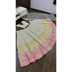 Lehenga Choli Blanco de Fiesta para Mujer, Talla M, con Intrincados Espejos de Papel y Trabajo Multihilo, Diseño FB - Product Image 4