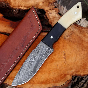 Cuchillo de Caza de Acero de Damasco con Espiga Completa y Mango de Madera para Camping, Senderismo, Pesca y Exploración al Aire Libre - Product Image 1