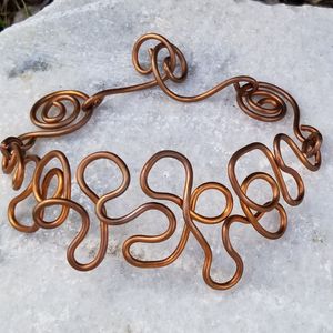 Collar de Cobre con Diseño de Inspiración Vintage, Hermoso Accesorio para Mujeres Conscientes de la Moda en Todo el Mundo - Product Image 6