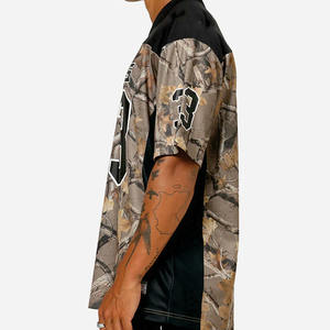 カスタムストリートウェア迷彩柄アメリカンフットボールジャージーオーバーサイズフィットカスタムナンバートップメッシュ通気性OEMプライベートラベル卸売USA - Product Image 4